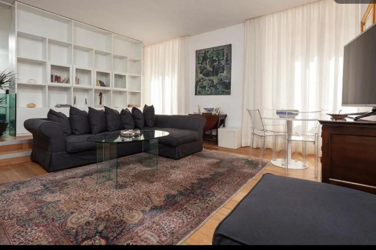 Via Dei Prefettiapartment contacts